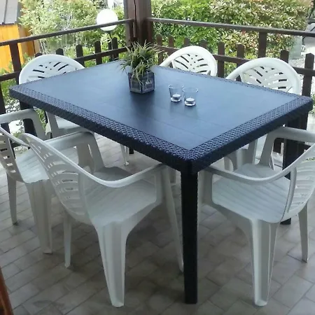 Chalet Camping Class Lago Di Pusiano