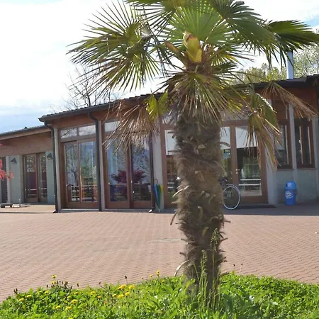 Chalet Camping Class Lago Di Pusiano